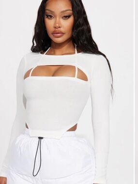Square Cutout Long Sleeve Crop Top - White